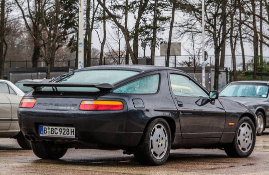 01 928 S4 Porsche 928 S4 (Berlin, 2024) 026