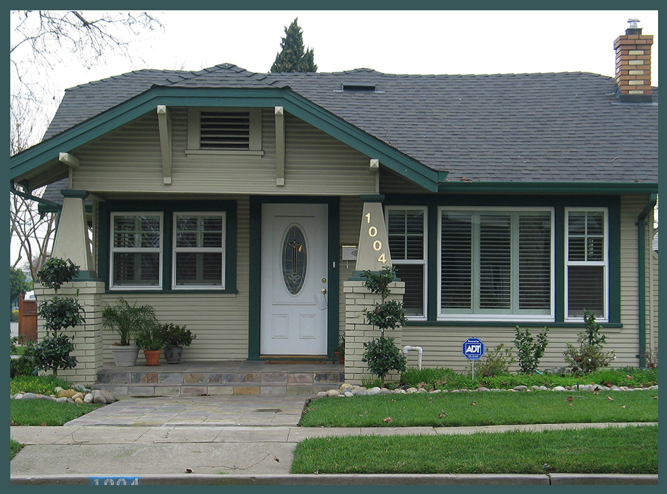 HOUSE FACADE 14