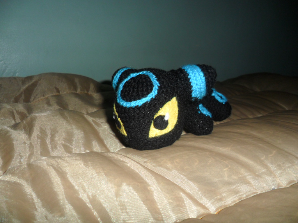 Shiny Umbreon Crochet