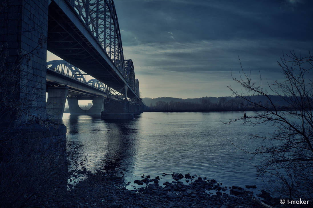 Bridge in the Evening by t-maker