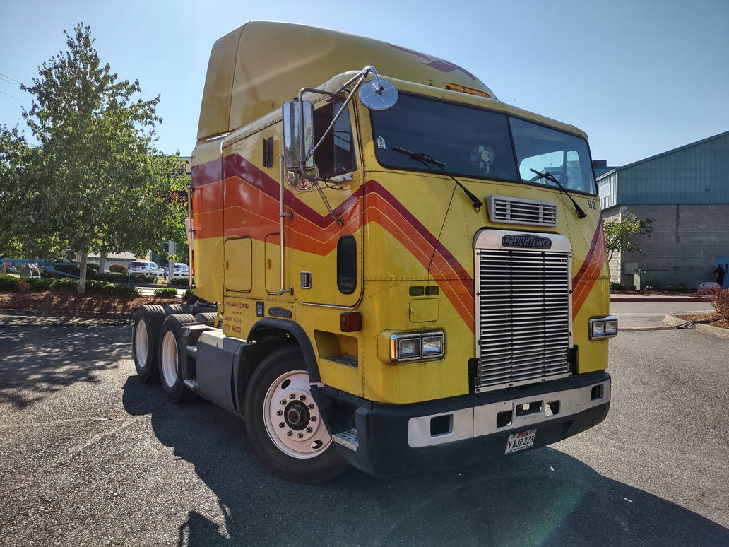 Freightliner FLA by LeDorean on DeviantArt
