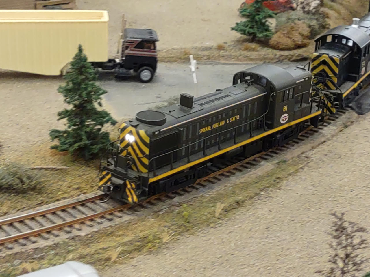 Deviantart Sp Train SP and S 81 by LeDorean on DeviantArt