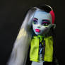 Monsterhigh-frankie-stein-neonfrights-g3-0872