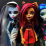 Monsterhigh-frankie-ghoulia-toralei-neonfrights-g3