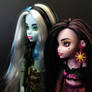 Monsterhigh-frankie-draculaura-scareadiseisland-g3