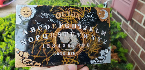 Resident Evil 8 Village Cadou Pocket Ouija Board