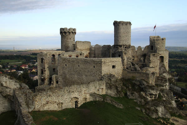 Ogrodzieniec Castle