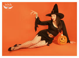 DOLLY AS WITCHY POO