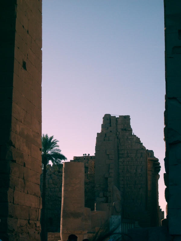 Karnak Temple by spraynine on DeviantArt