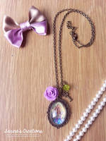 + Alice in Wonderland Necklace +