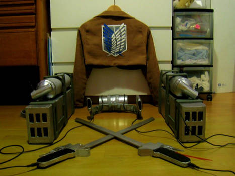 AOT/SNK Cosplay 3DMG + Jacket finished