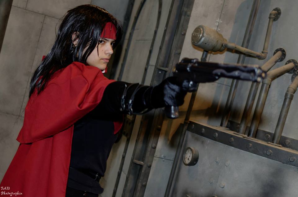 Cerberus - Vincent Valentine cosplay