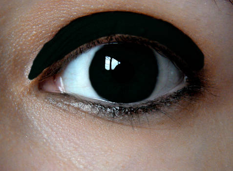 Birthstone Eye: Pearl