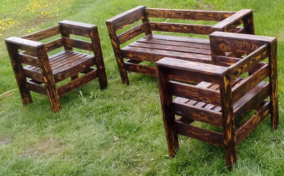 Garden furniture with pallets 3