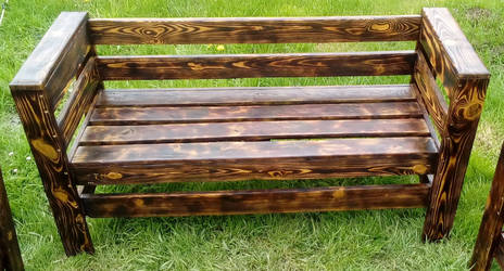 Garden furniture with pallets 1