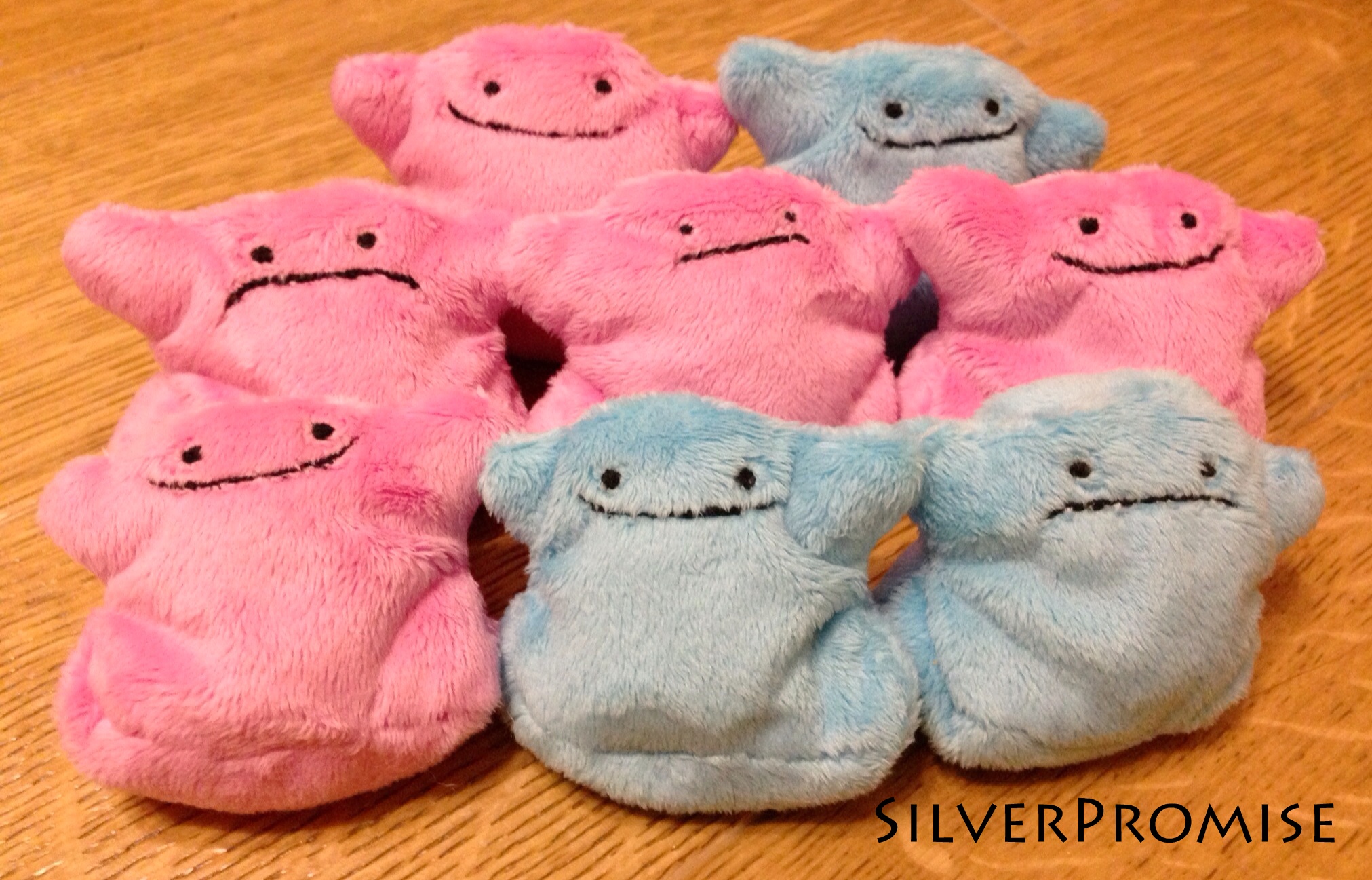 Tiny Ditto beanie plushies!