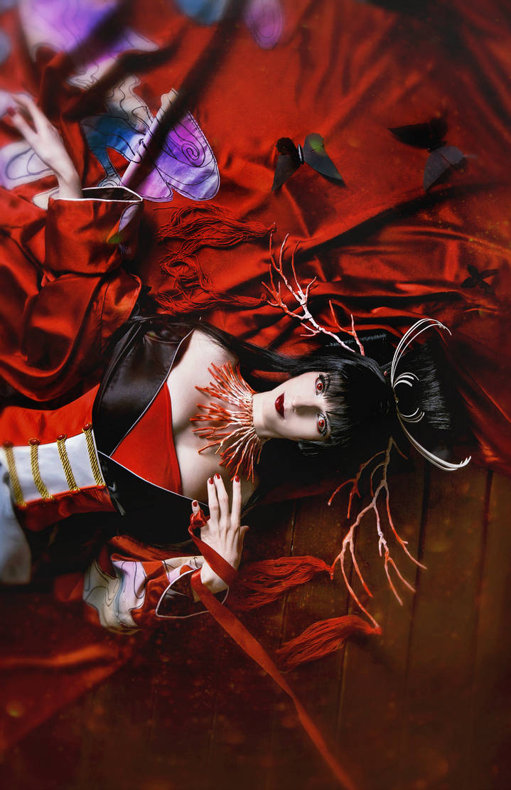 xxxHolic: Red Moon by MarionetteTheatre