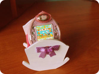 Tamagotchi cradle