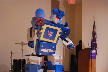 me as soundwave that i made