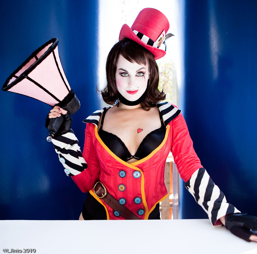 Mad Moxxi Cosplay 2