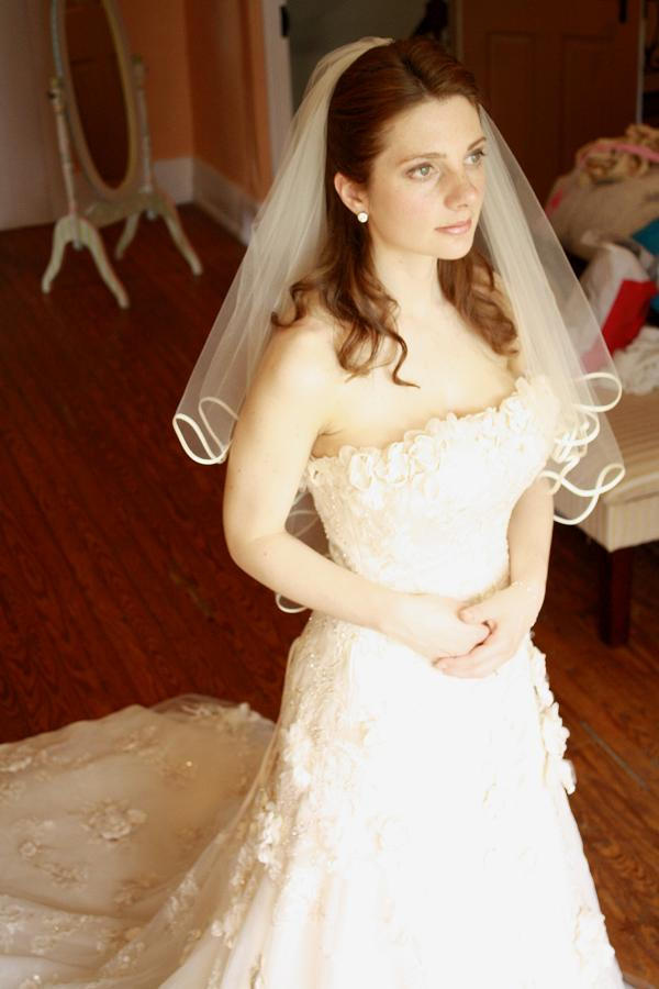 Ikeda Wedding Bride in Light by Raggedyari on DeviantArt