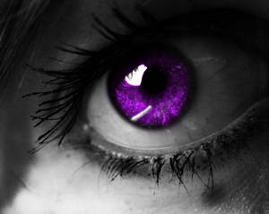 purple eye