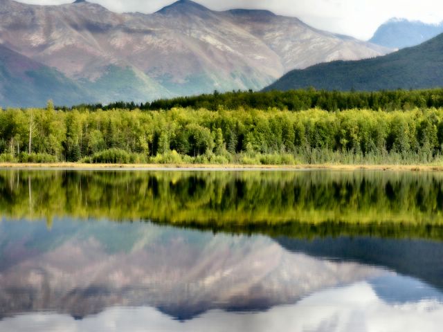 Otter lake, mountains