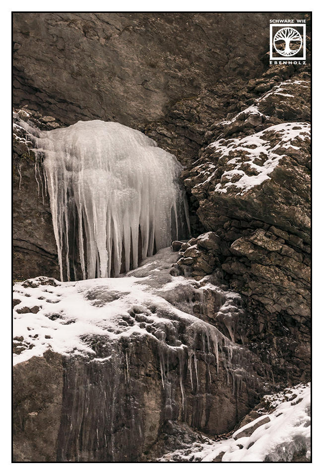 Ice Wraith by SchwarzWieEbenholZ on DeviantArt