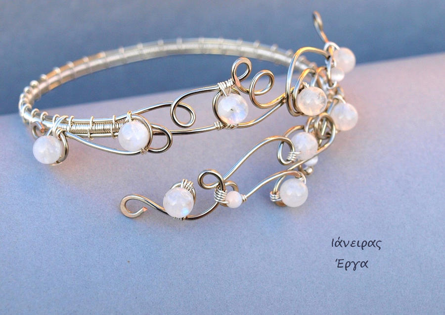 Bridal Moonstone beaded Wire Arm Bracelet