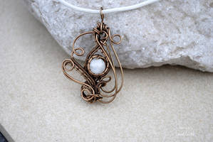 Moonstone wire wrapped pendant - OOAK