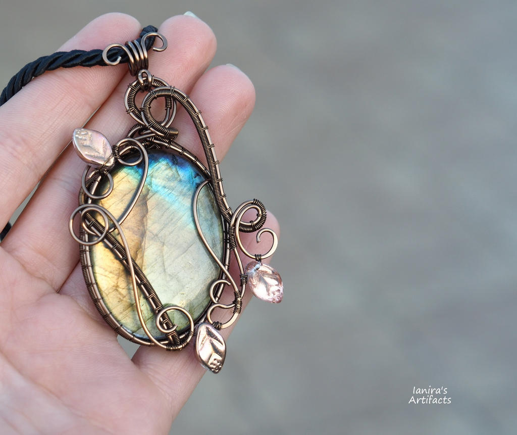 Labradorite wire wrapped pendant with leaves, ooak by IanirasArtifacts ...
