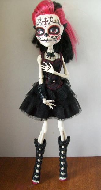 Monster high custom skelita gothic day of the dead