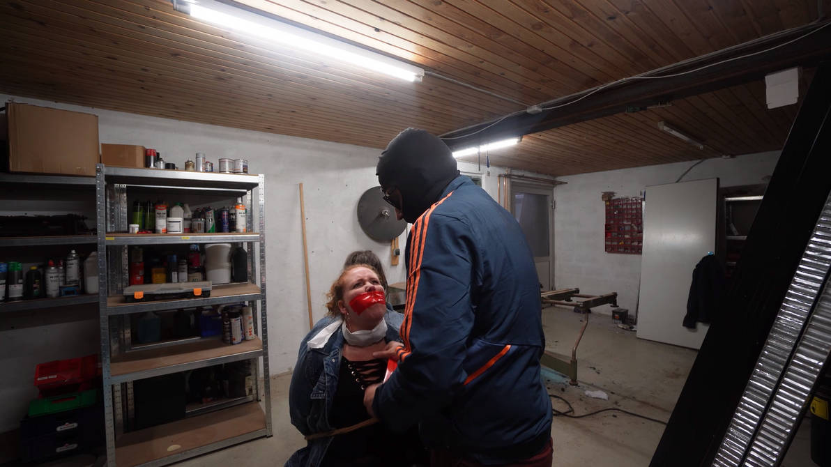 May and Snowflake - Snooping Detectives Caught by bonden123 on DeviantArt