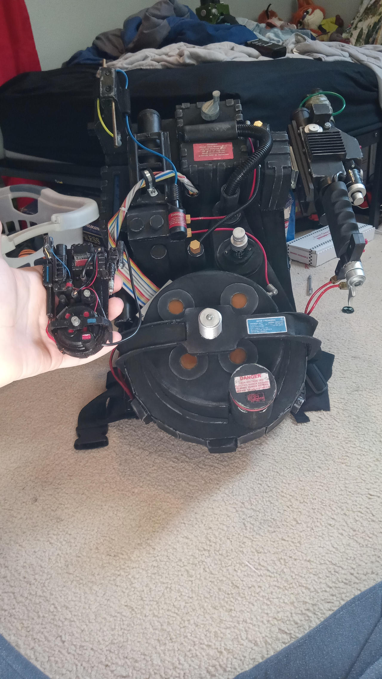 Mini Proton mini proton pack by zlyfox on DeviantArt