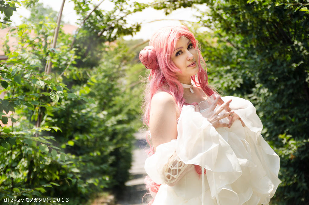 Smile to you. Euphemia cosplay, code geass