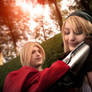 Automail Geek.  Winry and Edward. FMA cosplay.