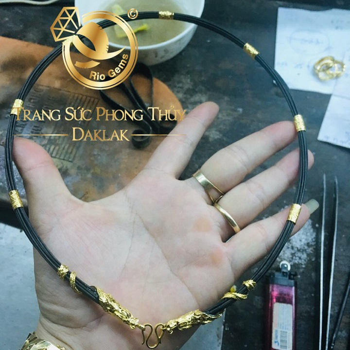 Day-chuyen-long-voi-rio-rong-cuon-nho