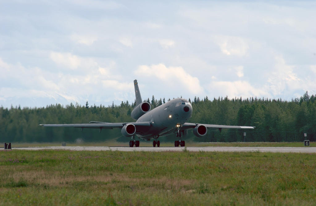 KC-10 by uswatcher on DeviantArt