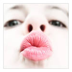 kisses by lorrainemd