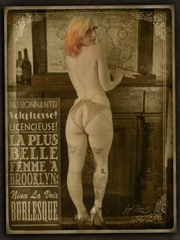 Nina La Voix 052 Vintage Burlesque Photo Card