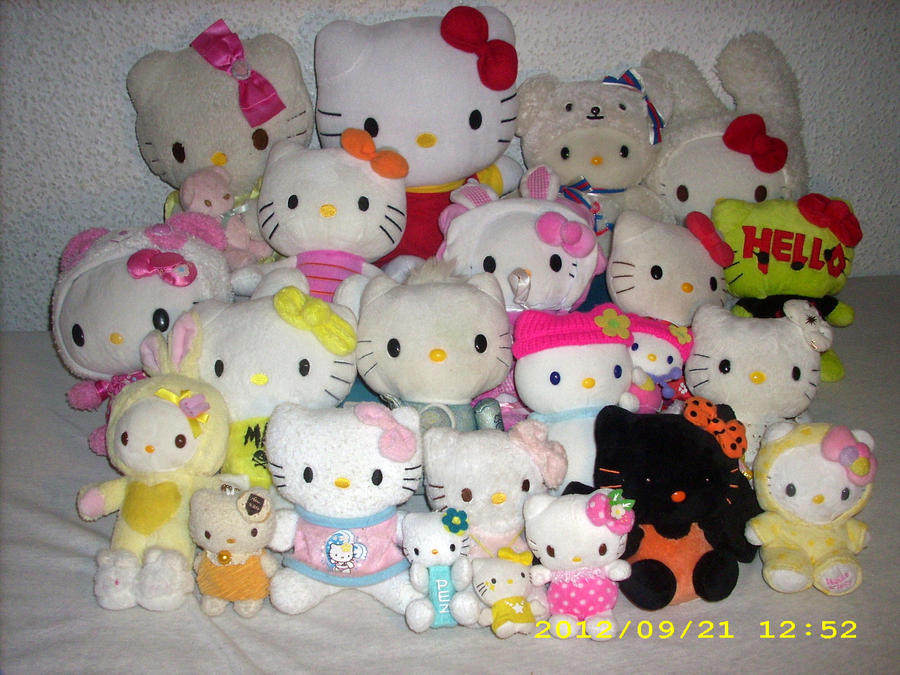 Hello Kitty Plush Collection 2012