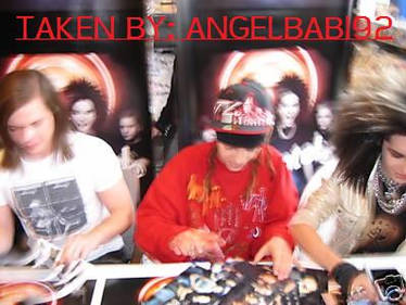 TH Album Signing_1