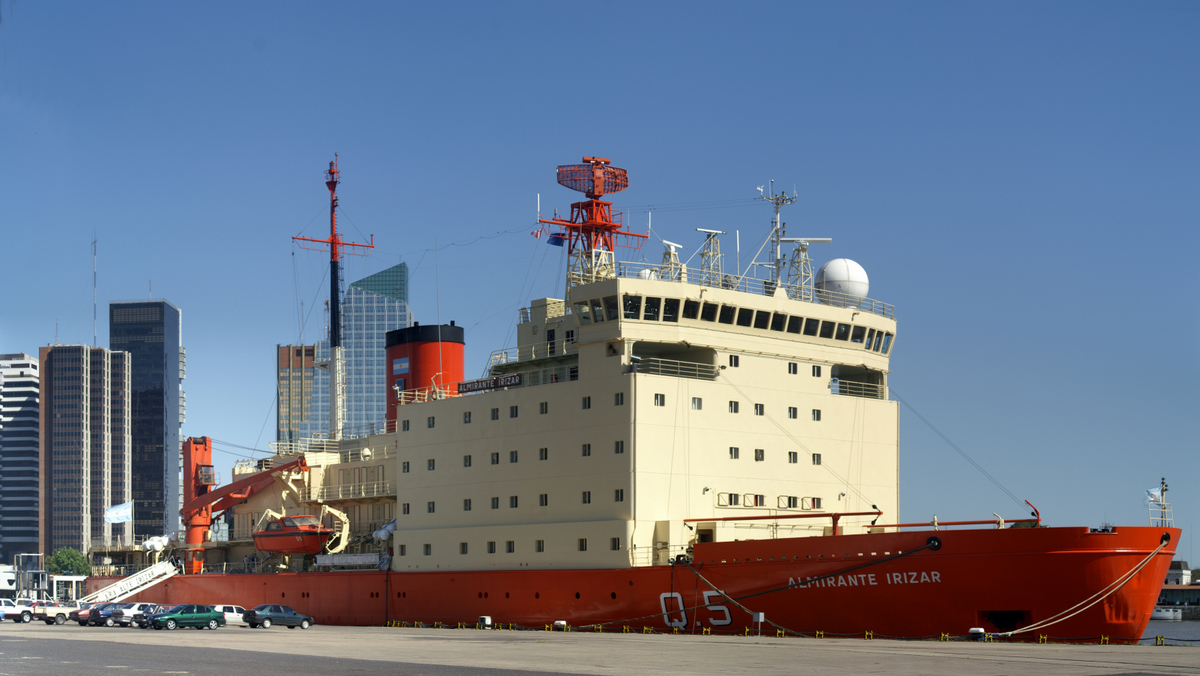 icebreaker Irizar 1