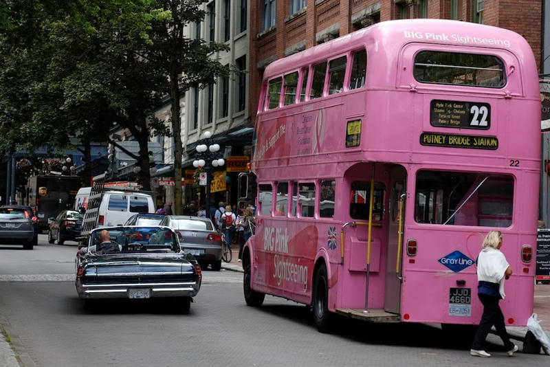 Big Pink Bus by art-n-rythym on DeviantArt