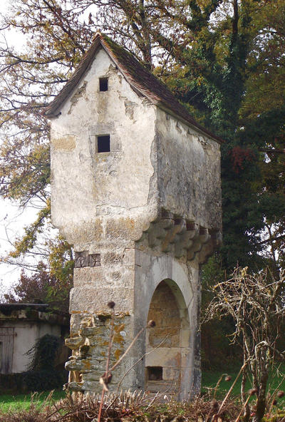 Lavergne - dovecote
