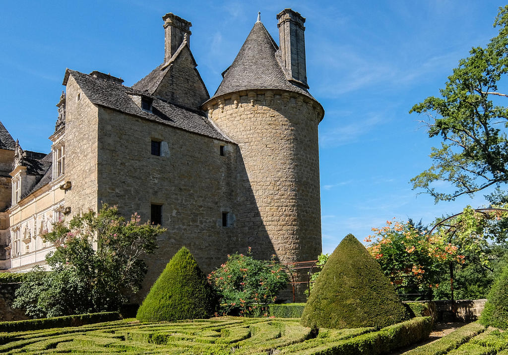 Chateau du Montal 037 - Castle and French Garden