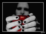 poison apple by Hennaq