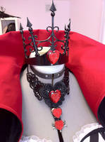 Angelina Durless Crown and Necklace