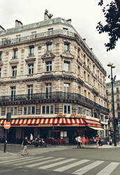 Parisian cafe