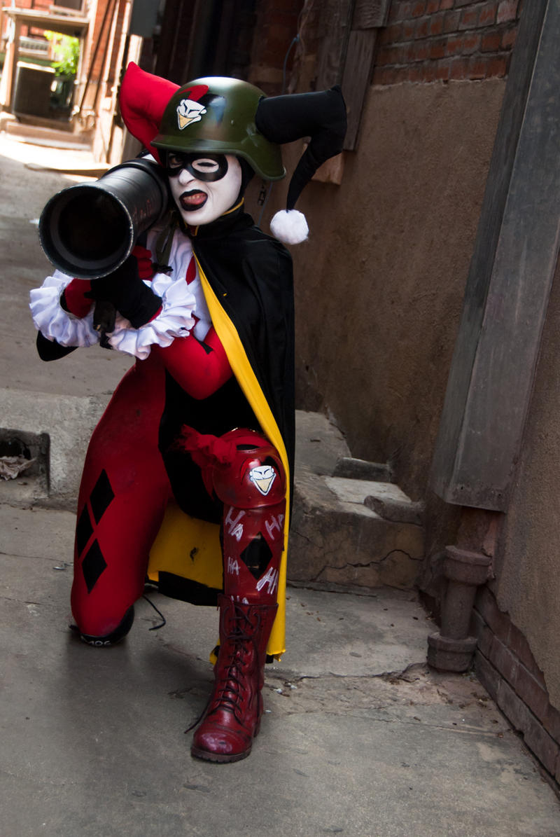 DCUO Harley Quinn Line of Fire by EnasniV on DeviantArt